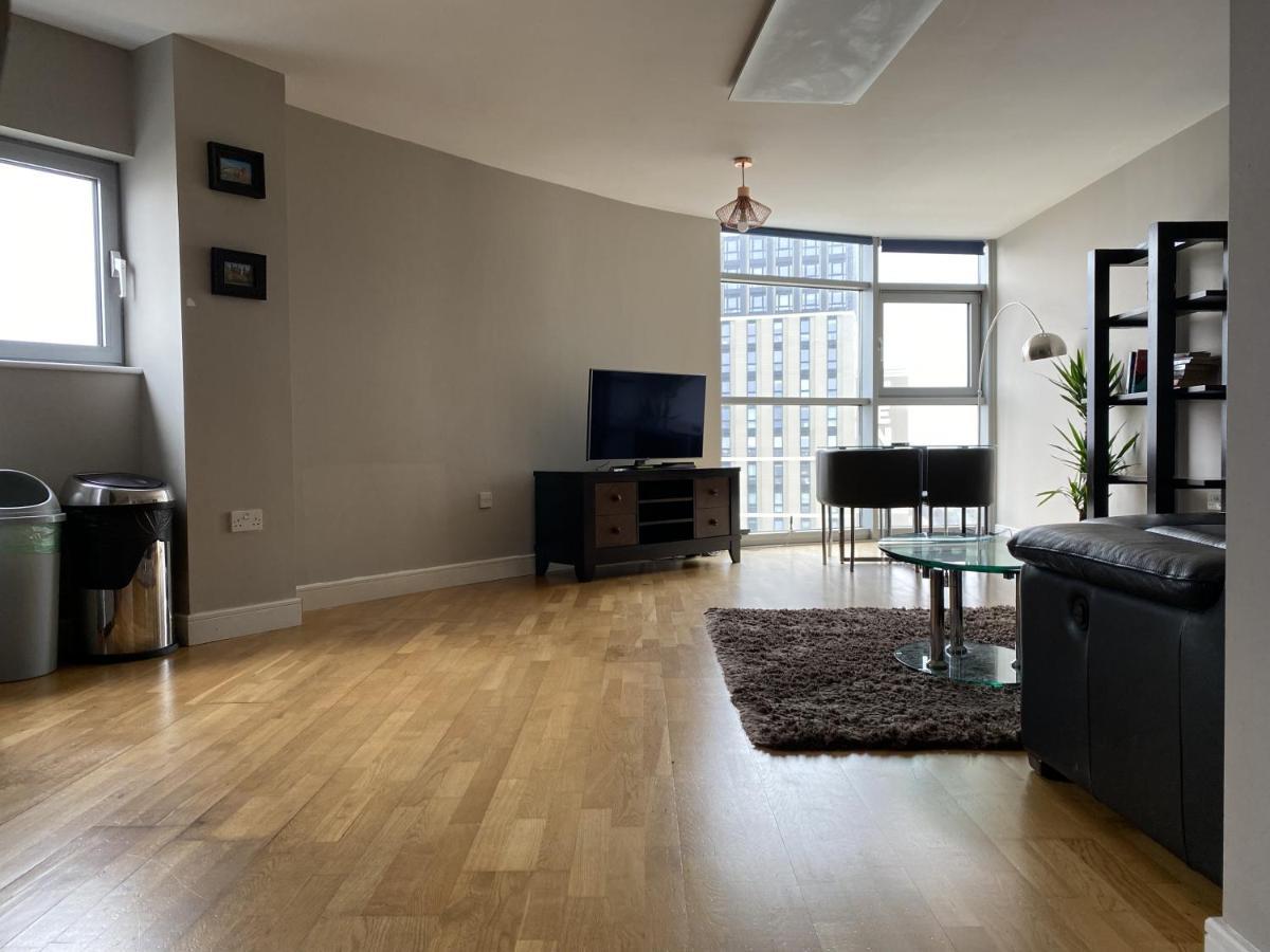 High View Serviced Apartment Кардифф Экстерьер фото