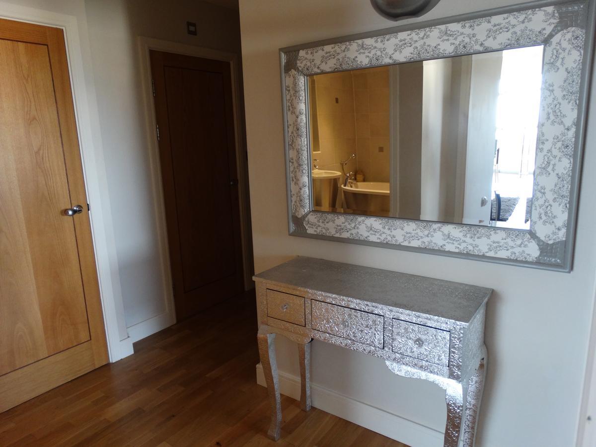 High View Serviced Apartment Кардифф Экстерьер фото