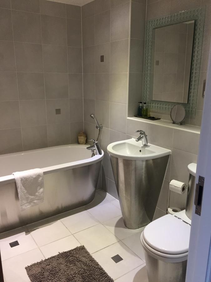 High View Serviced Apartment Кардифф Экстерьер фото
