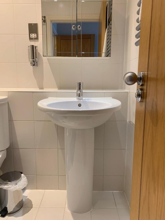 High View Serviced Apartment Кардифф Экстерьер фото